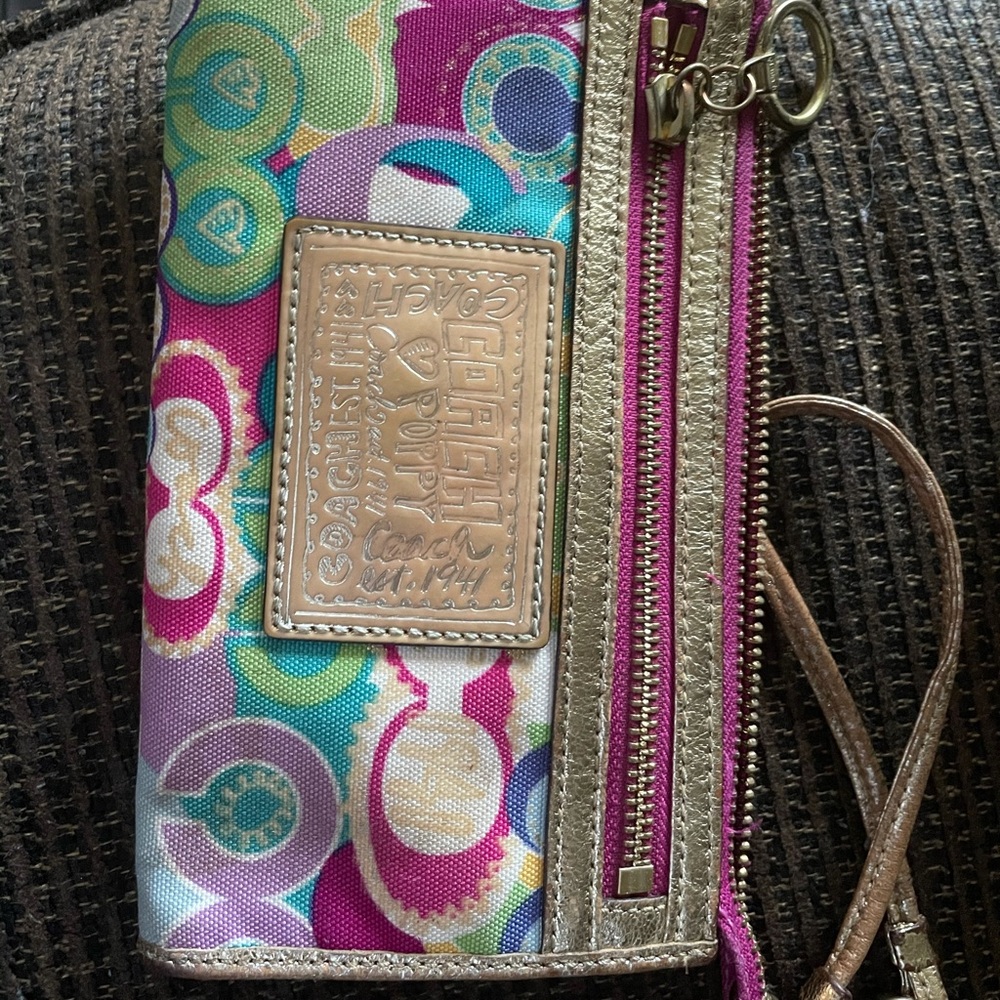Used wristlet